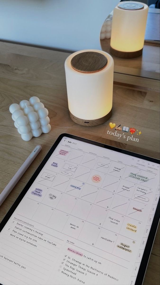 pagesandvibes's tweet image. october i am ready for you