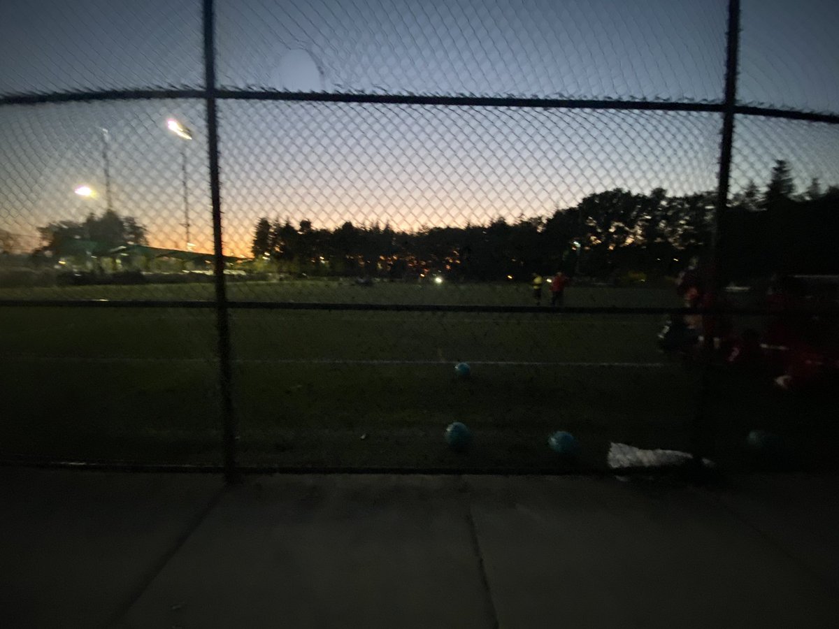 david_harel's tweet image. Hey @Richmond_BC , our kids deserve to play in the lights! Kids could barely see the ball by end of game, yet the rest of the track and baseball field were both lit. We need light to play soccer! #minorufield2needslightson @RmdUnitedSoccer