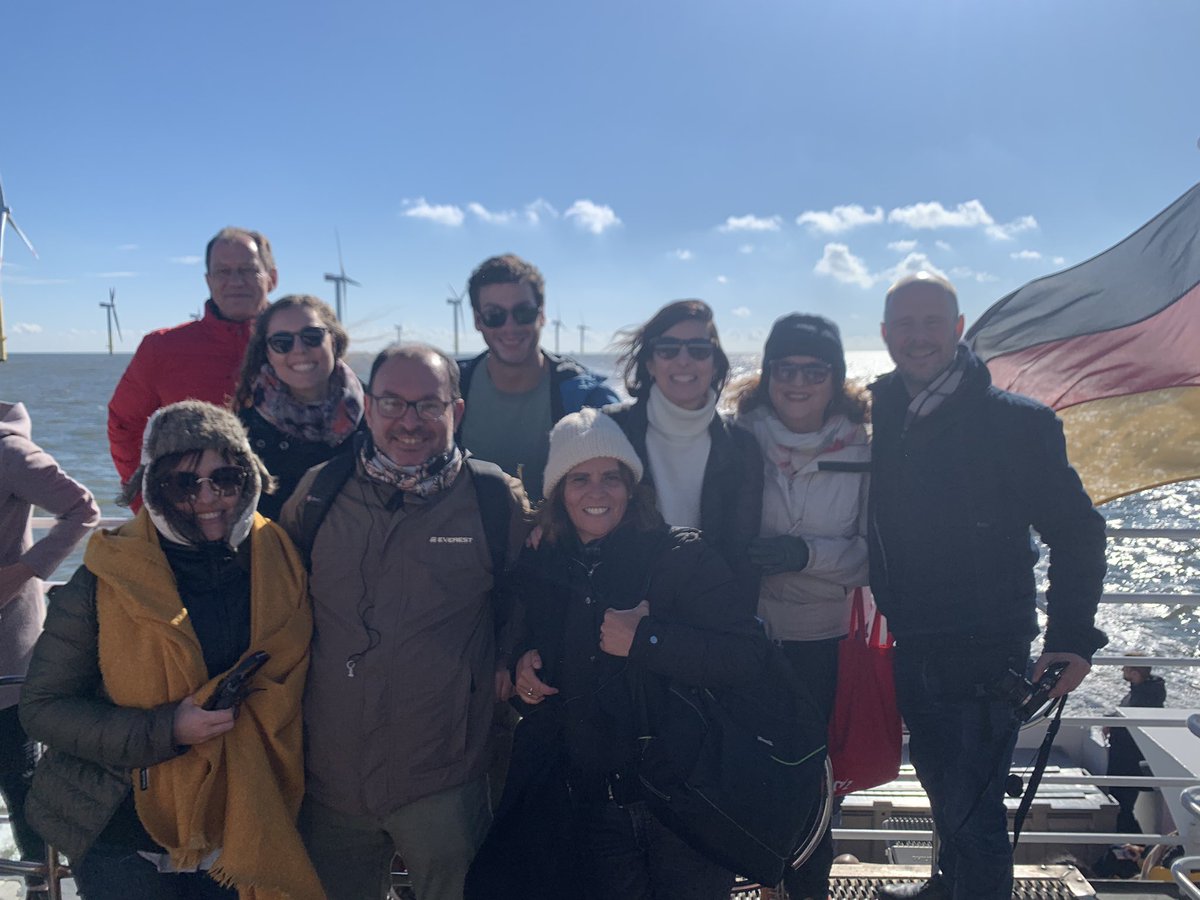 MJCoque's tweet photo. Semana de cooperación con Alemania en #hidrogenoverde. Delegación uruguaya con @MIEM_Uruguay @MAmbienteuy @latitud_uy y Ursea. Visitas, feria eólicos, reunión con autoridades. El avance e inversión son grandes. Queda mucho x desarrollar, están en eso.  Nuevas oportunidades xa Uy https://t.co/94OgRtqYm0