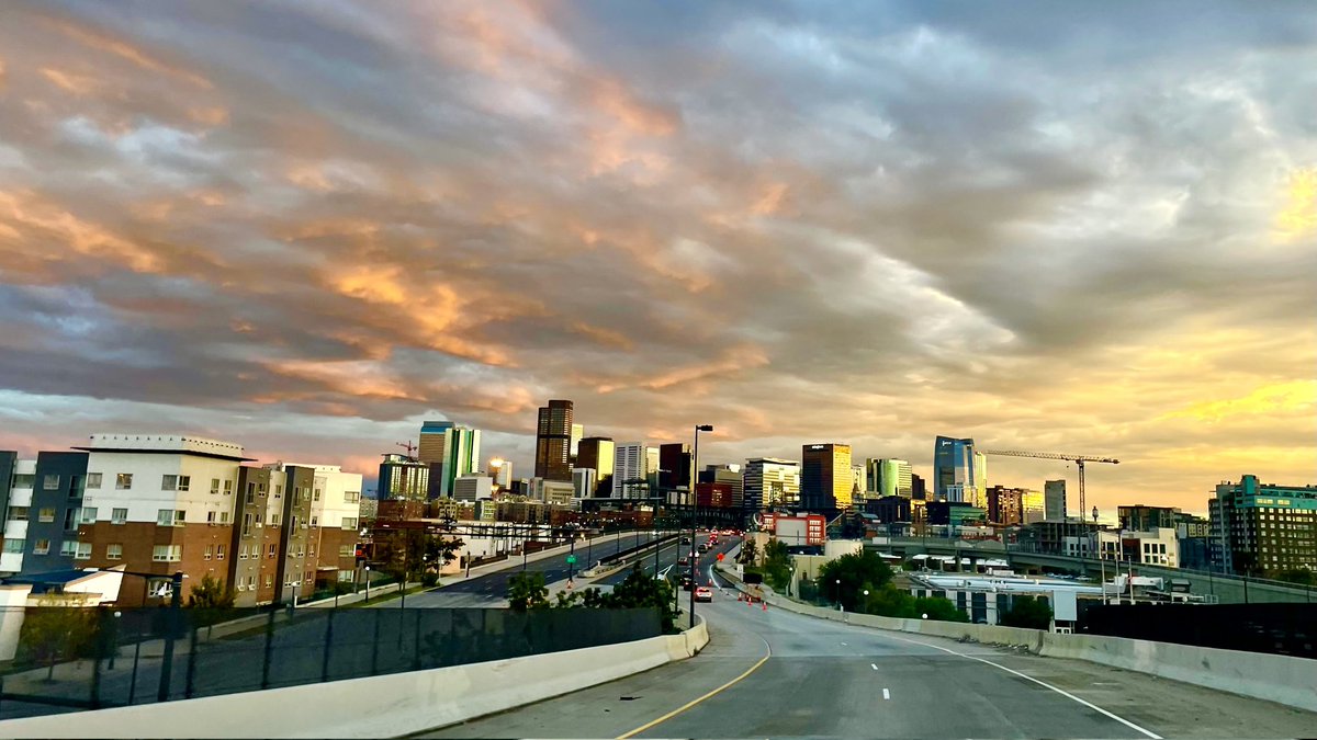 RobCBS4's tweet image. #Sunset #Denver, CO