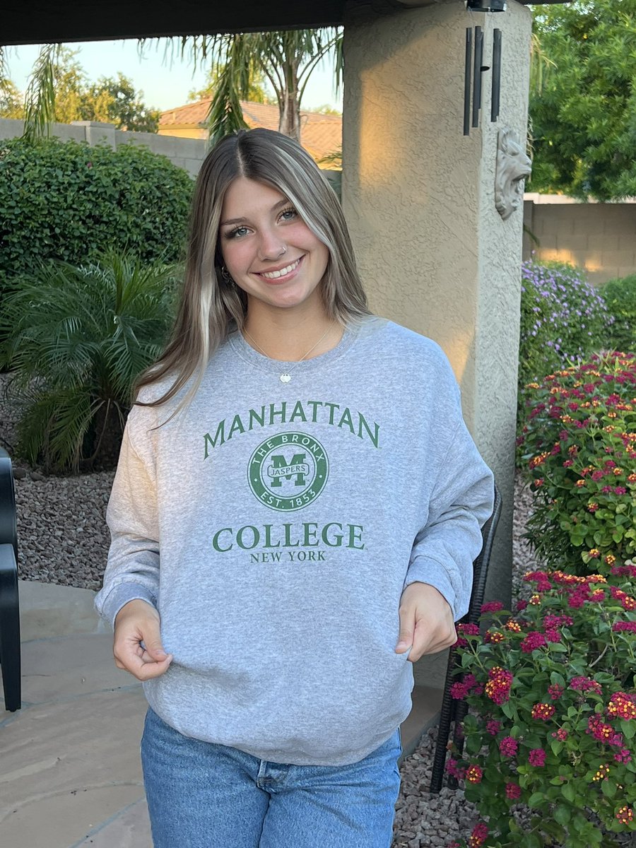 2023Alex_Hess's tweet photo. I am beyond proud to announce that I have verbally committed to play D1 softball and continue my academic career at Manhattan College! Thank you to all my coaches, teammates, and family who have supported me throughout this journey!@PHPSports_Live @ArizonaHotshot1 @CoachCat10 https://t.co/M0r1awbNno