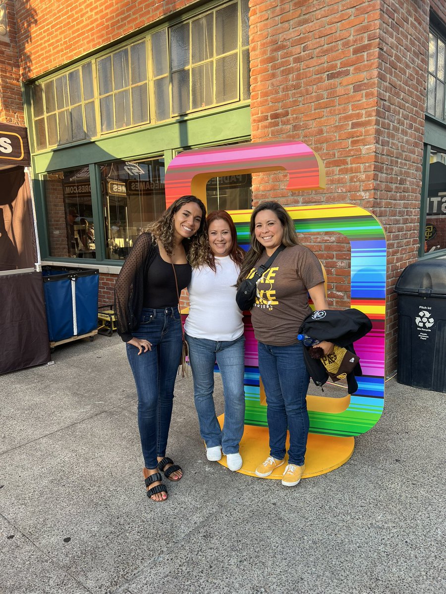 CVUSD representing! <a href="/Padres/">San Diego Padres</a> <a href="/CajonValleyUSD/">CajonValleyUSD</a>