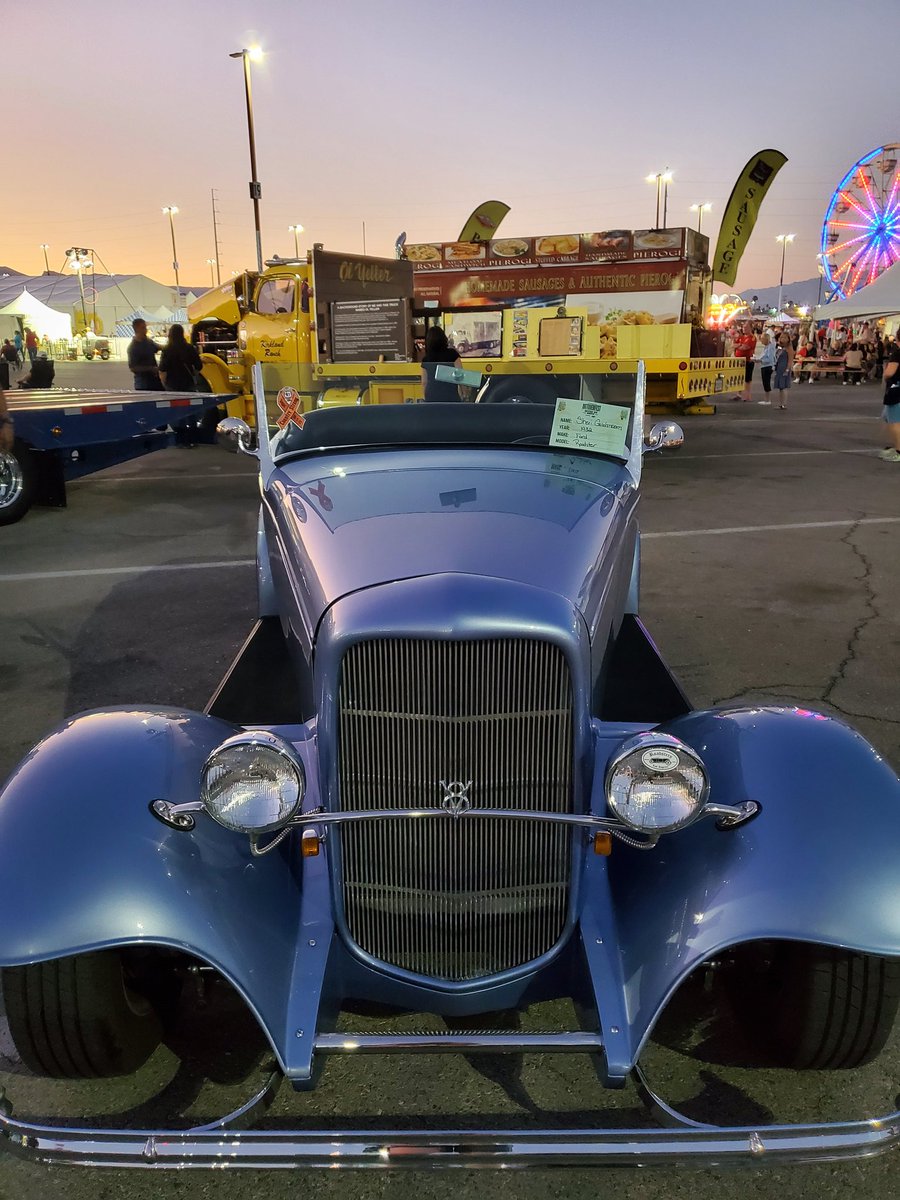 SevenOhBrew's tweet photo. Have you seen the @nsrlasvegas car and truck show yet!? https://t.co/0LGPJGE67l