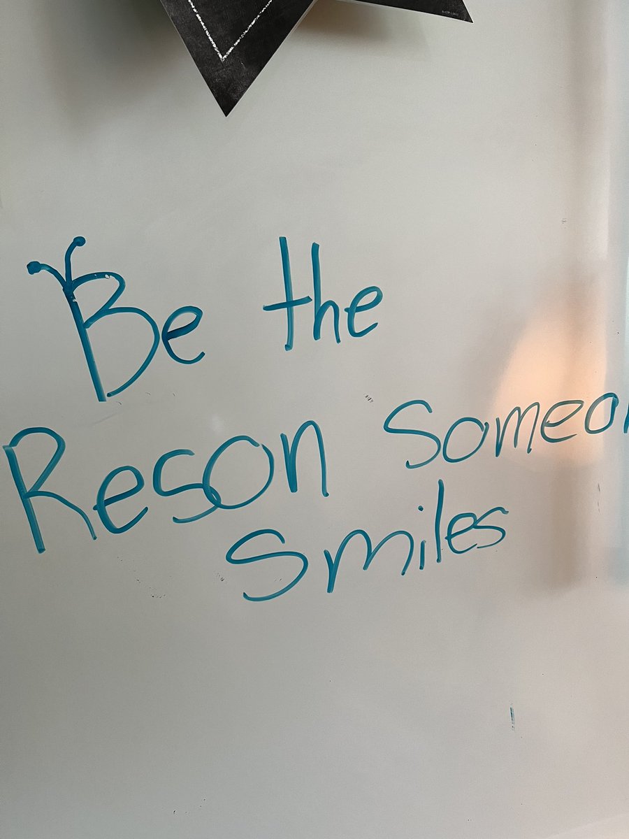 Lisa Jones tweet media