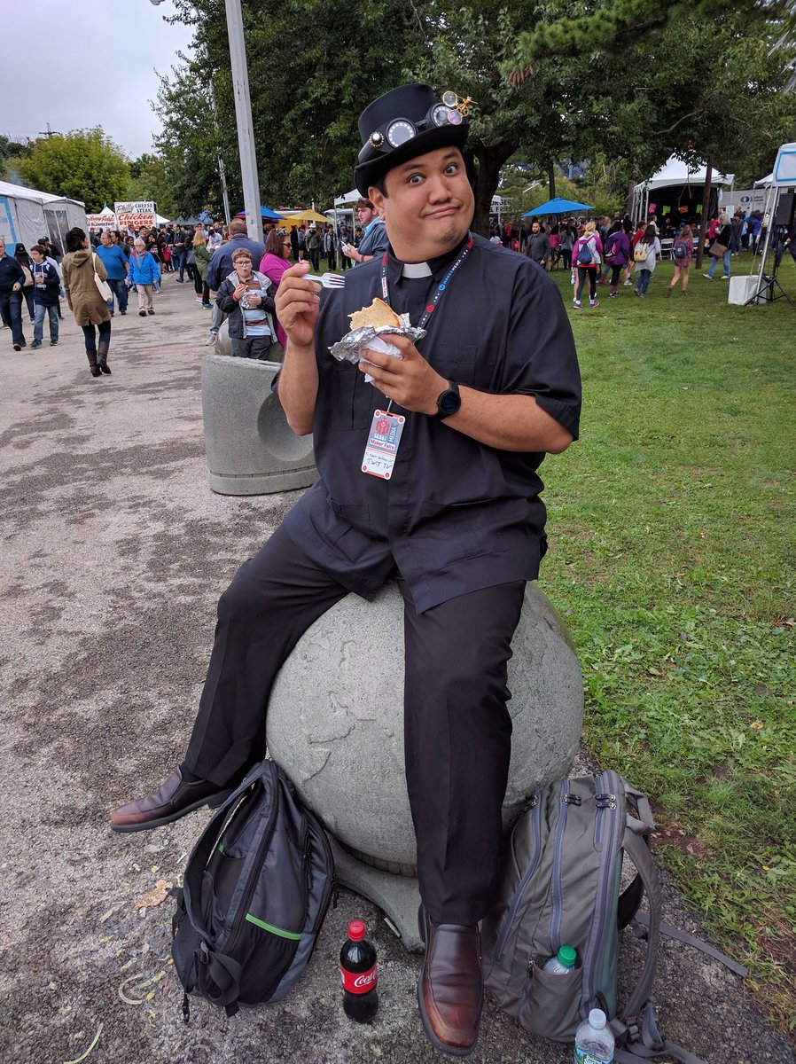A mere 6 years ago... Fun times at NY Maker Faire. 😂

We'll have to recreate this in Italy soon <a href="/padresj/">Fr. Robert Ballecer, SJ</a>