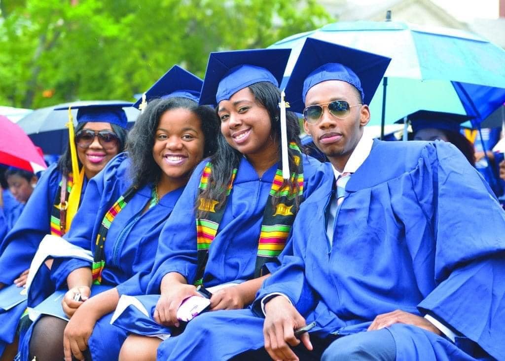 HUCapstoneGroup's tweet photo. The Capstone Group Scholarship Application is NOW OPEN! The Capstone Group has 3 Scholarships that HU Students are eligible to apply for! The Application closes on Thursday, December 1st. #howarduniversity #howardbison #howard APPLY NOW:https://t.co/cDQtE8BKdF https://t.co/WnPFVfJiJd