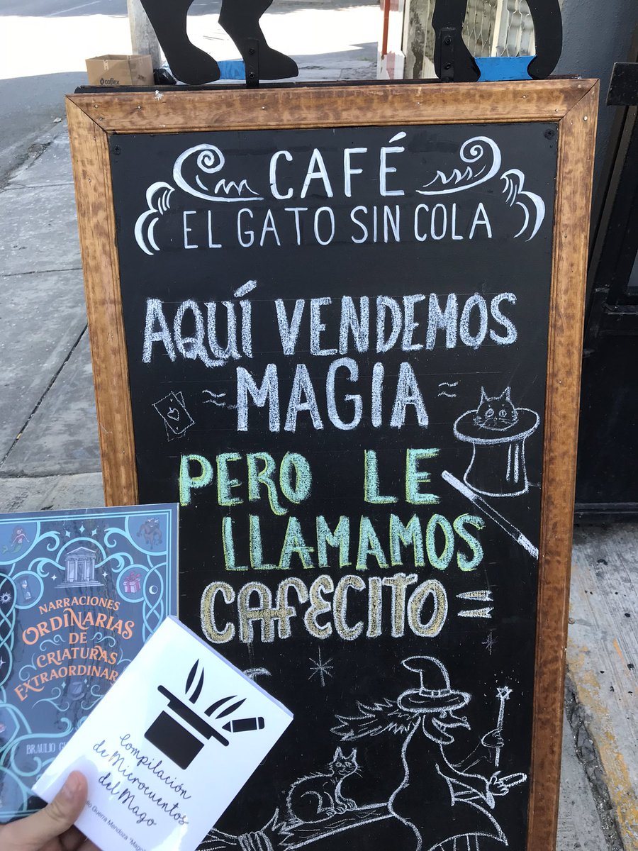 BraulioMago's tweet photo. Estoy en @ElGatoSinCola con @mexicolector, en un rato hablaremos sobre mi nuevo libro y, desde luego, los microcuentos. https://t.co/bssiTt6XUg