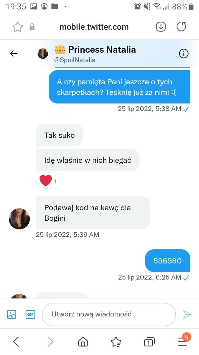 kompletnienikt0's tweet photo. Nie kupujcie niczego od @SpoilNatalia. W połowie lipca zapłaciłam za skarpetki. Minęło już 2,5 miesiąca. Najpierw mnie zbywała, a na końcu zupełnie przestała odpisywać. Jestem naiwna, bo wierzyłam jej i oddałam łącznie tysiąc zł. Reszta screenów w komentarzu. https://t.co/P7GhHuio7Z