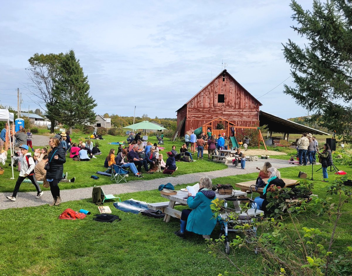Tontine_og's tweet photo. Sowing the Future: Women Farmers and Eco Agriculture is a beautiful exhibit in a century old barn at Roots and Shoots farm fest. On again tomorrow and don't miss it! @RootsShootsFarm #art https://t.co/rqJdA8S65p