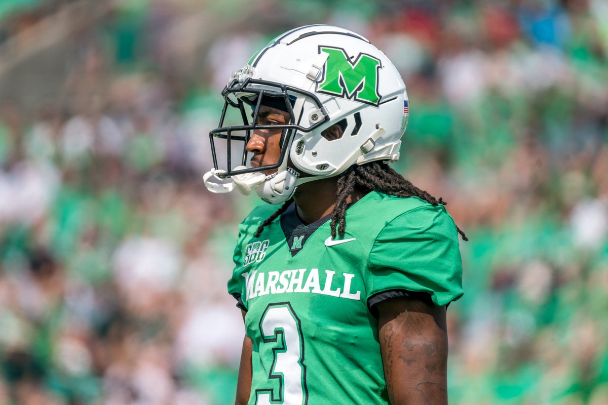 HerdFB's tweet photo. 𝐈𝐍𝐓𝐄𝐑𝐂𝐄𝐏𝐓𝐈𝐎𝐍

2:29 3rd | Steven Gilmore gets his second pick of the day!

Marshall: 21
Gardner-Webb: 7

#WeAreMarshall https://t.co/p7w412OFff