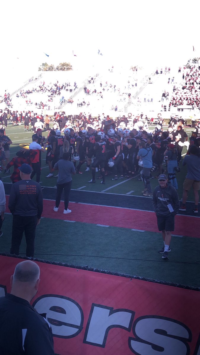 AhsEans's tweet photo. Thanks @BSUCoachNeu @Coach_TsTock @CoachAI  for the great game day visit at Ball State #ChirpChirp #goldenstalk @CoachEdge11 https://t.co/5FsP2mAU0l