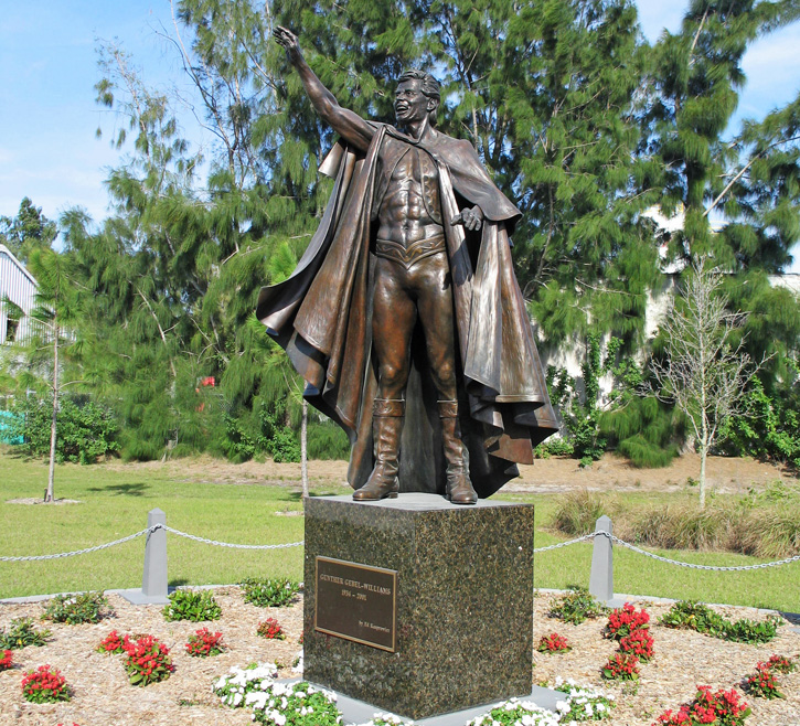 Susan_McKee's tweet photo. #Venice, #Florida, is on my mind. Many forget that #Ringling Bros. and Barnum &amp; Bailey #Circus used to winter there before decamping for #Sarasota. Gunther Gebel-Williams, famed trainer of elephants and tigers, died in Venice in 2001. I shot his memorial statue there in 2006. https://t.co/lG4WRpYyRd