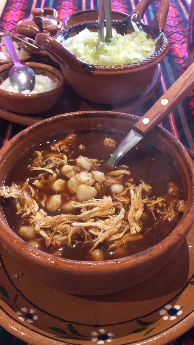 Nifcar24's tweet photo. No hay nada más delicioso que el pozole. No importa cuando lean ésto. 
#FelizSabado 
#pozole 
#Xalapa 
#Veracruz 
#DeliciosoPoderoso 
#SabadoDeGanarSeguidores https://t.co/hIabnYdax9