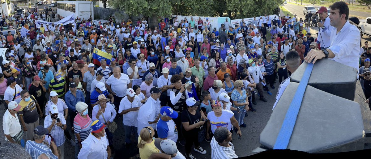 prospericarlos's tweet image. ¡Continuamos en las calles! 

Hoy desde Ciudad Bolívar - Mun. Angostura del Orinoco con @FreddyValera_AD Sec. General y @LuisSilva2022 Sec. Municipal, ratificamos el compromiso de trabajar con nuestra gente, para que unidos logremos el cambio de nuestro País. #UnidosXVenezuela