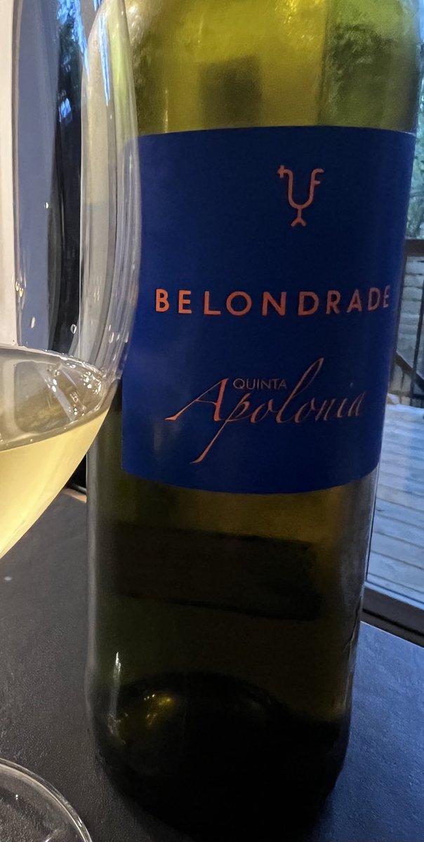 Cheers #wine lovers ! Quinta Apolonia 2020 from family ⁦@Belondradevinos⁩ imported by ⁦<a href="/agencecalice/">CALICE</a>⁩ ⁦<a href="/MartinChagnon_/">Martin Chagnon</a>⁩ ⁦<a href="/ZoltanCsabaNagy/">𝐙𝐨𝐥𝐭𝐚𝐧 𝐍𝐚𝐠𝐲</a>⁩ ⁦<a href="/wineworldnews/">wineworldnews</a>⁩ ⁦<a href="/winewankers/">The Wine Wankers 🍾🤛🎉🥂</a>⁩ ⁦<a href="/WineSpectator/">Wine Spectator</a>⁩ ⁦<a href="/onceuponawine_/">ONCE UPON A WINE ®™ OFFICIAL</a>⁩