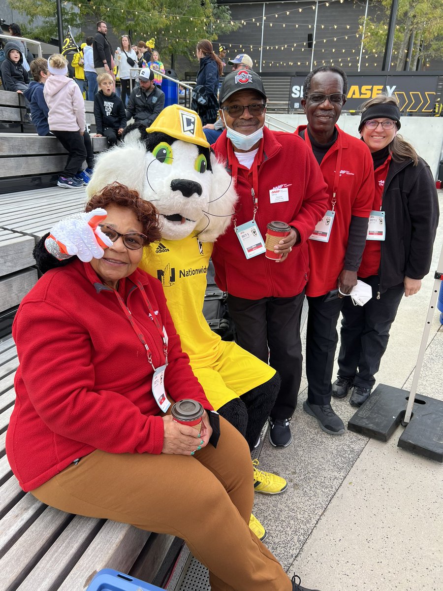 AARPOhio's tweet photo. Crew Cat knows where to stop!  Come see our volunteers !  @ColumbusCrew Concourse is rockin’ for Fan Appreciation Night! #LastMatchBestMatch https://t.co/mds6vgFbPE