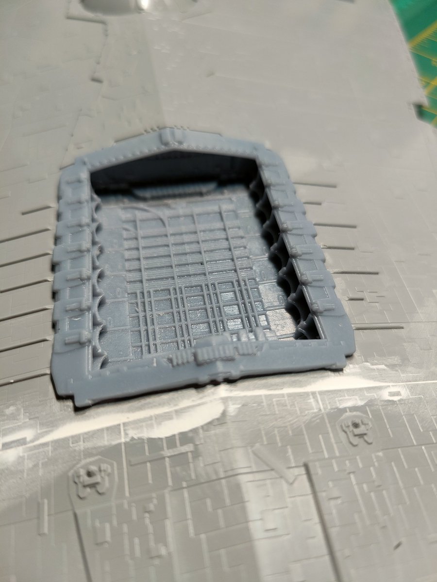 JJModelMaking's tweet photo. Meanwhile in a galaxy far, far away... A styrene shuttle bay gets replaced by a 3D printed one
#stardestroyer #starwars #starwarsmodel https://t.co/TZHOC737xy