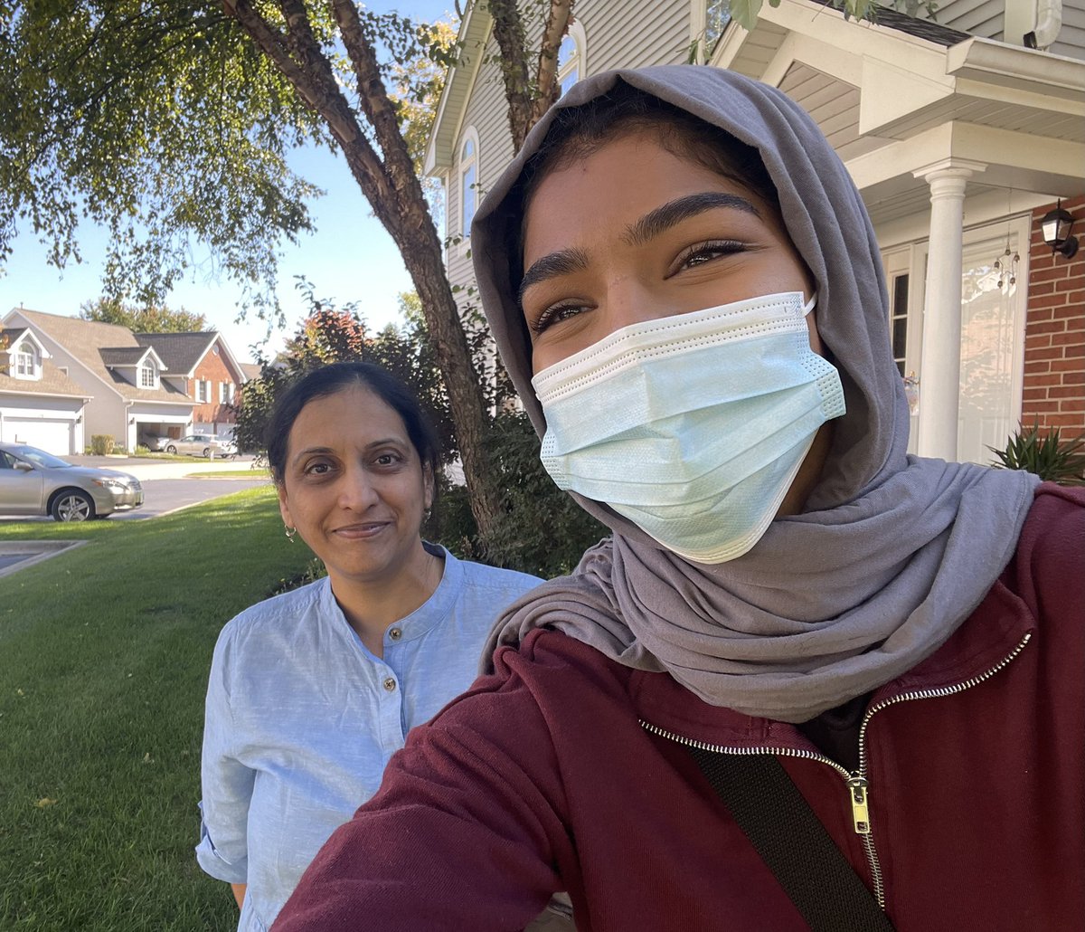 Enjoying today’s wonderful weather, knocking on doors and talking to voters like Meghana! ☀️ 💙

Want to join me at the doors? Come canvass with Team Nabeela! nabeelasyed.com/canvass
