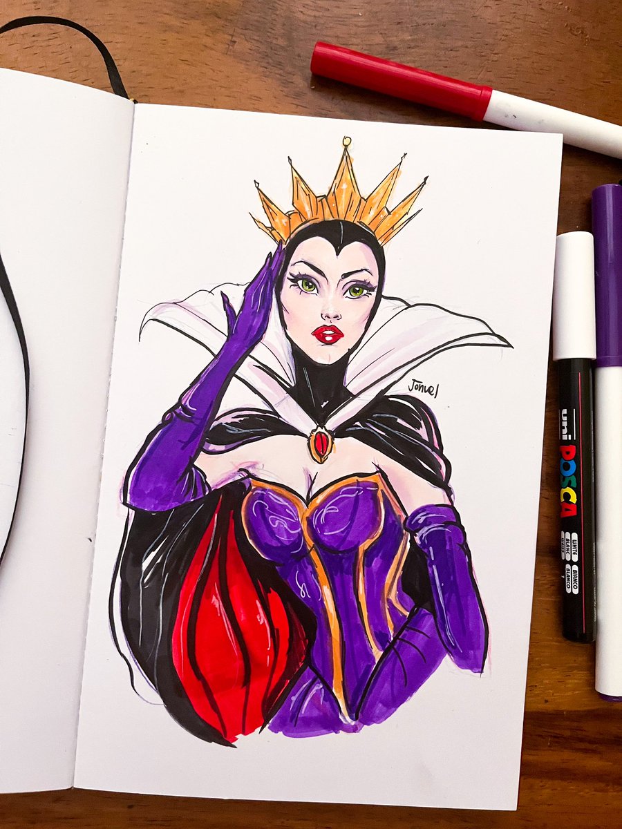 Happy Spooky Szn ! This year I’ll try to make #inktober with the Disney villains ✨ here’s my first attempt with the evil queen #inktober2022 #InkToberDay1