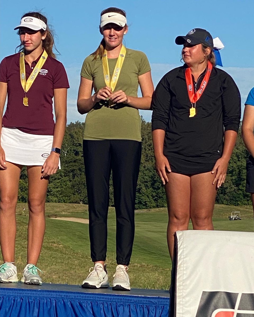 jeffreykooi's tweet photo. 4th Place and All State Honors.  We couldn’t be more proud of you Addi!  Your hard work is paying incredible dividends.  That was a great culmination to your sophomore season, but we know this is just the beginning. https://t.co/luMgHmeqBa