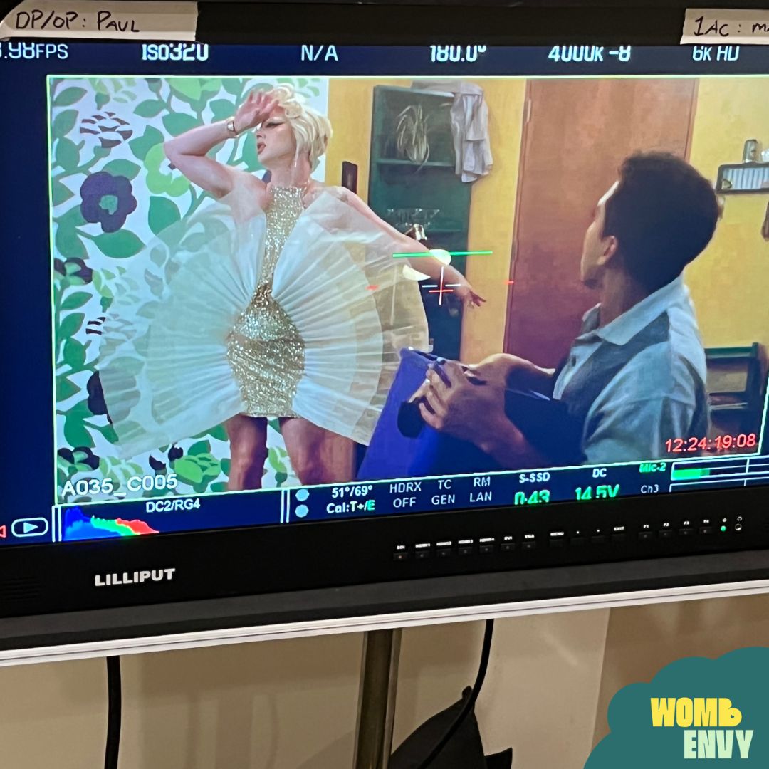 WeMakeLoveTV's tweet photo. The Divine blesses your Saturday night. 😇 @OUTtv @accessiblemediainc @bellfund @ontariocreates @champagna_papi #DragQueen #LGBTQ #The6 #TorontoFilm #TorontoDrag #DragPerformer #theythem https://t.co/Wz7X4v5HYf