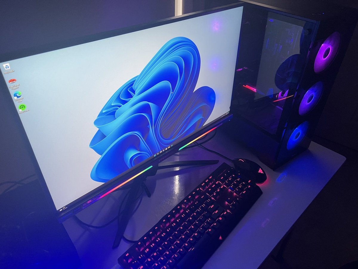 shxt74's tweet photo. FIRST STREAM TONIGHT! https://t.co/WiqvzrWqPx