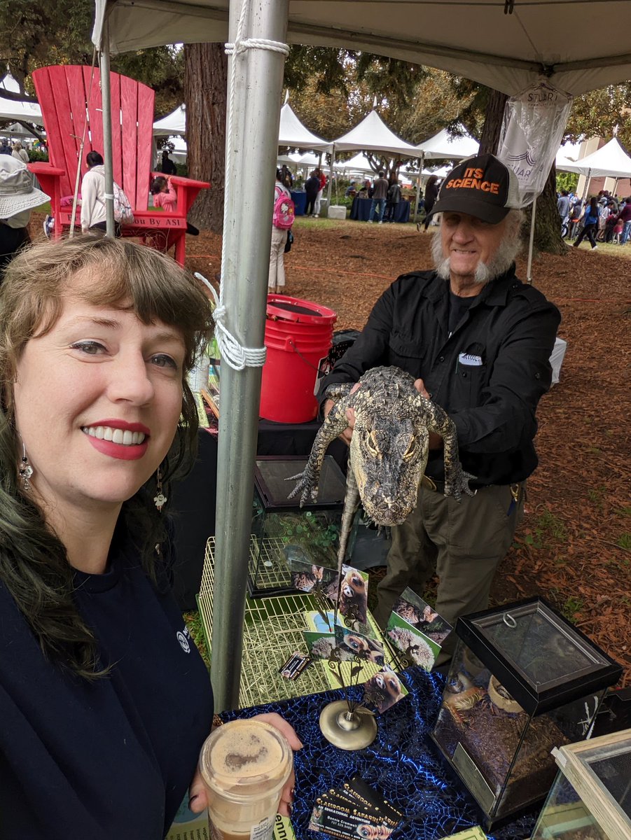 Mel4NewHaven's tweet photo. I had a great time at #ScienceInThePark representing @mynhusd and getting a $1,000 donation for the @NHSFoundation
#steam #education #animallover https://t.co/frCXNivrIt
