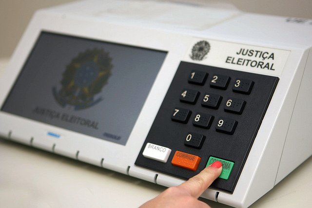 CesarCEOS's tweet photo. Galera ,Amanhã é o DIA !
#02deoutubro #Eleicoes2022
Pesquisem bem sobre os candidatos. https://t.co/UZ64ApGwOu