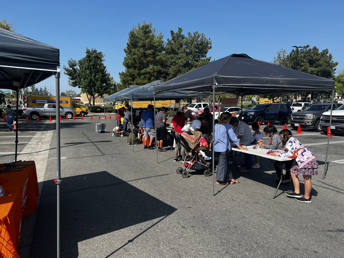 South Upland #homedepot0687 having another successful kids workshop! Thank you to the team for getting everything setup ! See all of our loyal kids workshop families on 11-1-22