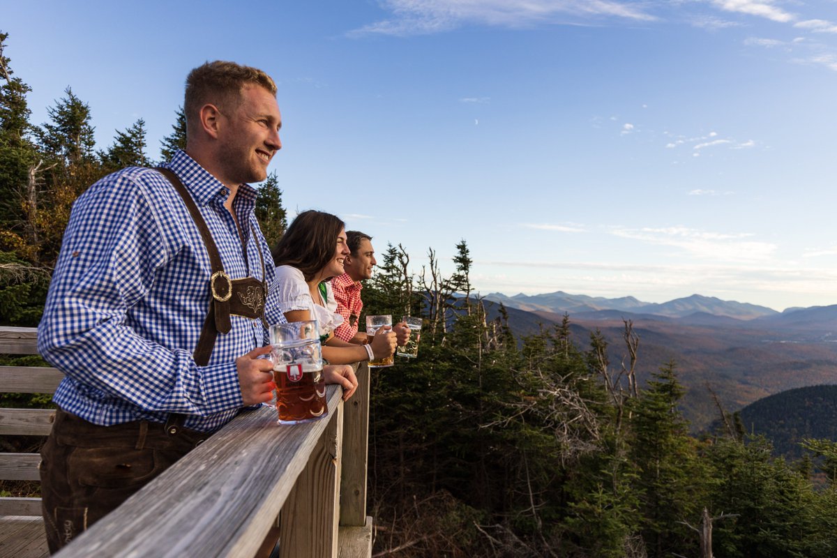 SkiWhiteface's tweet photo. That's a wrap on day one! Views, brews, and good tunes - it's all here at Whiteface Oktoberfest
#WhitefaceMountain #Oktoberfest #Fall #DrinkWithEagle #OktoberfestWithEagle #SaratogaEagle #Saratoga #Spaten #GooseIsland #CitizenCider #CommonRoots #StellaAtrois #Nutrl #DrinkUpstate https://t.co/CJ1twstOCc