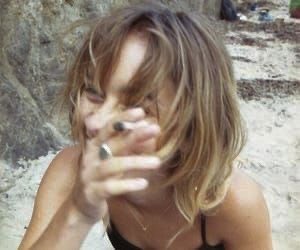 THCANYON's tweet photo. ᅟᅟᅟ
ᅟᅟᅟ 
ᅟ pov: we went on a date and you 
ᅟᅟᅟ   took some pictures of me. 
ᅟᅟᅟ https://t.co/l4QQPzDBZe