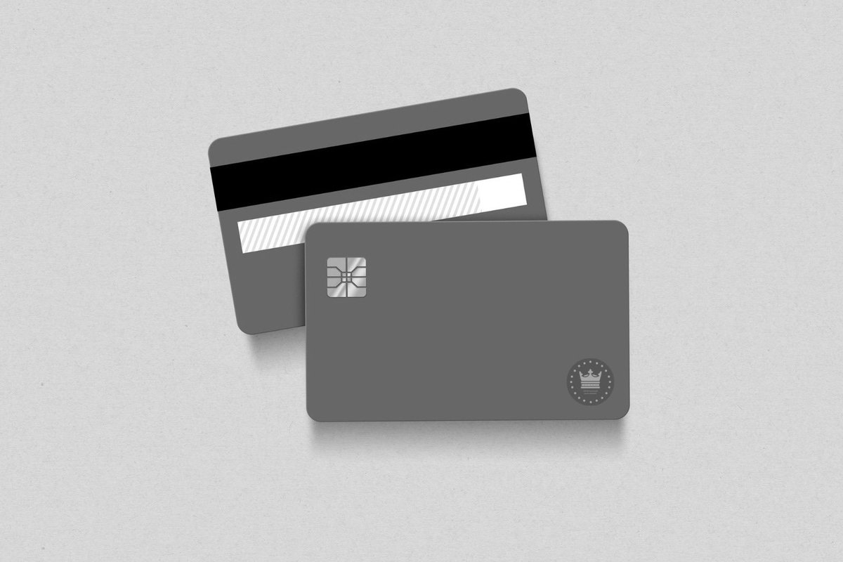 theyahgroup's tweet photo. First look at the black pound prepaid debit card brought to you by our London MMA influencers. Make your vote today and spread the word. #blackpoundpreorder #Blackhistorymonth2022 #blackpoundday https://t.co/wpqgaO1wOy