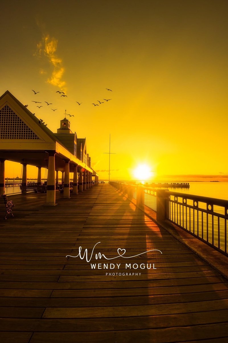 A couple random from a couple weeks ago.. put on your sunglasses haha.... <a href="/chswx/">Charleston Weather - chswx.com</a> <a href="/NWS/">National Weather Service</a> <a href="/thechstoday/">CHStoday</a> <a href="/RobStormTeam2/">Rob Fowler</a> <a href="/joshmarthers/">Josh Marthers</a> <a href="/gracelowewx/">Grace Lowe</a> <a href="/livlawrencewx/">Olivia Lawrence</a> <a href="/LCWxDave/">Dave Williams</a> <a href="/JoeNBC/">Joe Scarborough</a> <a href="/morningmika/">Mika Brzezinski</a> <a href="/Nikon/">Nikon USA</a> <a href="/SimonBooks/">Simon & Schuster</a> #ShootNikonNotGuns