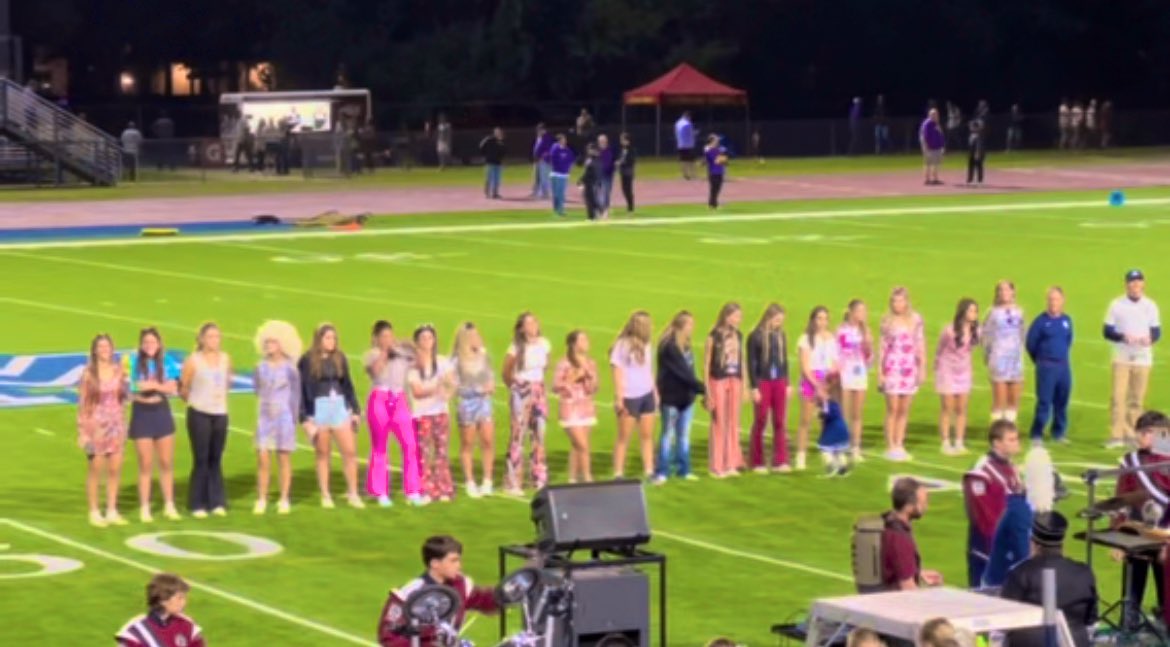 JulietteDuthu's tweet photo. Recognized at last night’s football game for our 5th ⚽️ State Championship win in a row! Ready to get to work on the 6th. #makinghist6ry #stmgirlssoccer https://t.co/MICTDRrsjw
