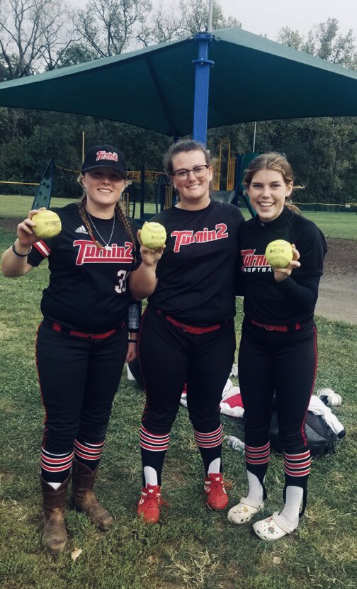 Turnin2 18u Laufenberg/Bloomfield (@t2_laufenberg) on Twitter photo 2 and 2 in pool play at the <a href="/d1fastpitch1/">D1 Fastpitch</a> DeMarini Fall Brawl! Big bombs from <a href="/bwyczalek30/">Brooklyn Wyczalek</a> Brooklyn, Alexis Bills and <a href="/abloomfield24/">Ashlyn Bloomfield</a> Ashlyn in our first game against Ohio Outlaws Garroway! Bracket play 9:30am tomorrow against Outlaws Garroway! #bombsaway #keepthembatshot 2 and 2 in pool play at the <a href="/d1fastpitch1/">D1 Fastpitch</a> DeMarini Fall Brawl! Big bombs from <a href="/bwyczalek30/">Brooklyn Wyczalek</a> Brooklyn, Alexis Bills and <a href="/abloomfield24/">Ashlyn Bloomfield</a> Ashlyn in our first game against Ohio Outlaws Garroway! Bracket play 9:30am tomorrow against Outlaws Garroway! #bombsaway #keepthembatshot