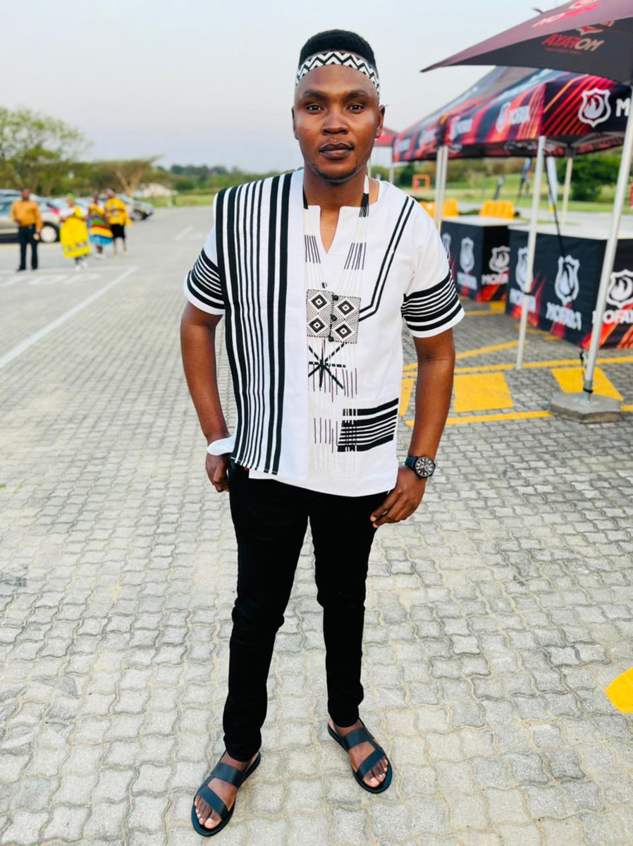tambo_fm's tweet photo. @satmaawards Sorry for @UWFM88_106FM and @TAMBOFM1.
Congratulations to the following radio stations:

The best radio DJ award goes to Tom Perez from @motswedingfm and The best traditional music community radio award goes to Lunga Mgamle from @ZiboneleFM98_2 #SATMA2022 https://t.co/zwxguwCipt