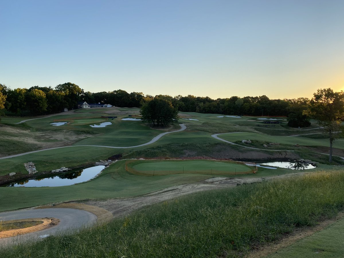 The Battlefield greens are filling in nicely. 5 week old bentgrass with 4” inch roots. <a href="/ShangriLaOKGolf/">Shangri-La Resort</a> <a href="/jomayo47/">Justin May</a>