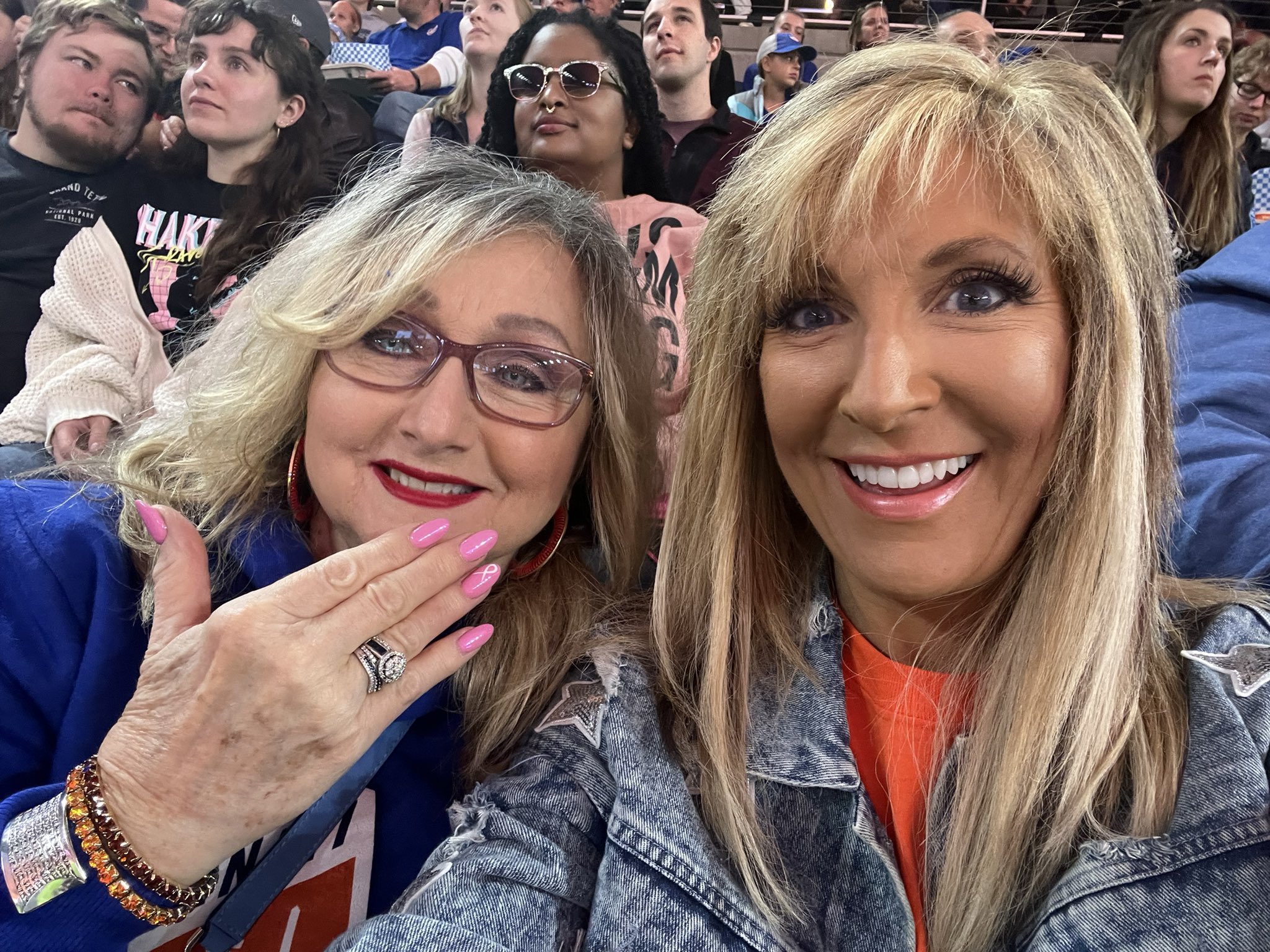 Liz Bonis Family - cnodtzm