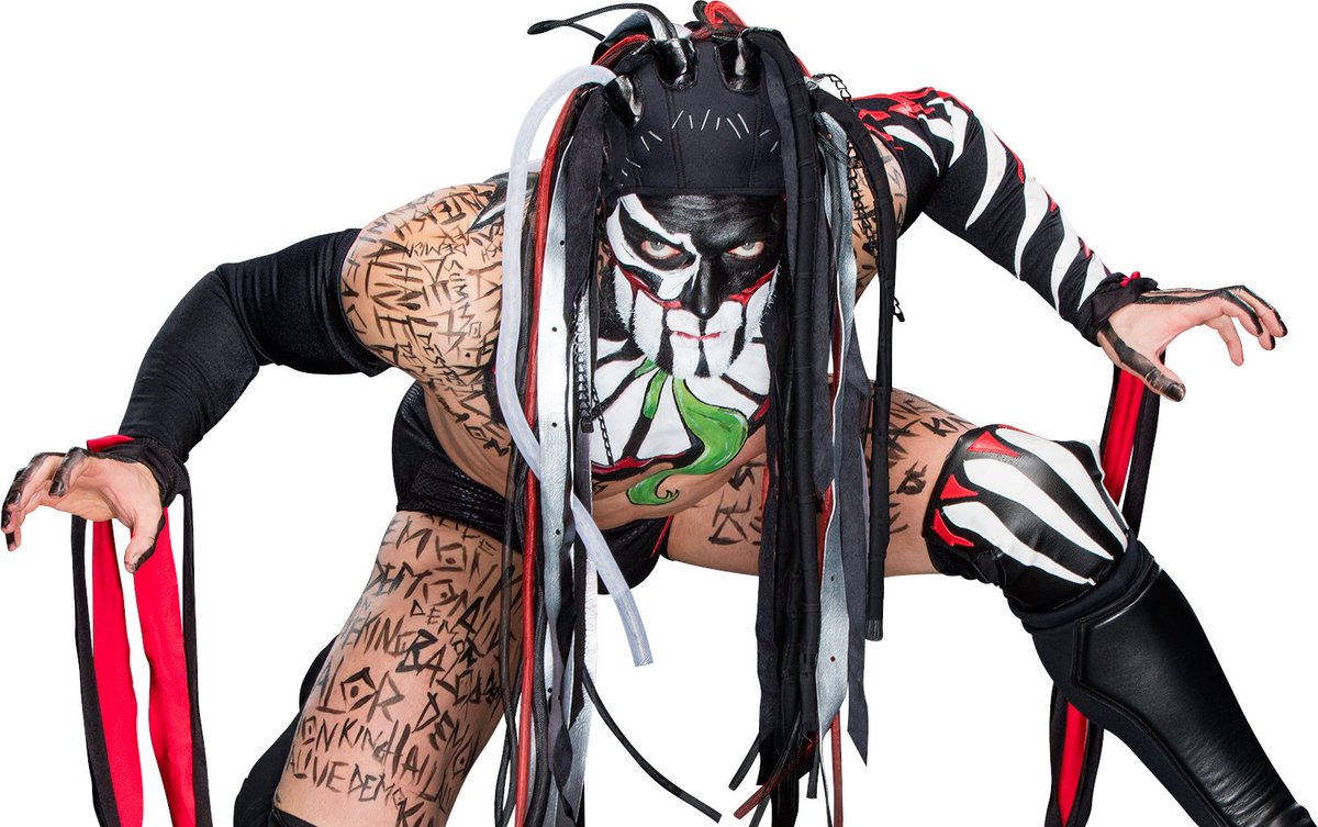 Would Finn Balor and Jeff Hardy be a nice couple? https://t.co/yApiqX1Fw6