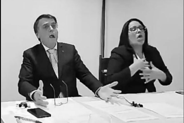 jairmearrependi's tweet image. Indo votar contra isso aqui amanhã com um sorriso no rosto