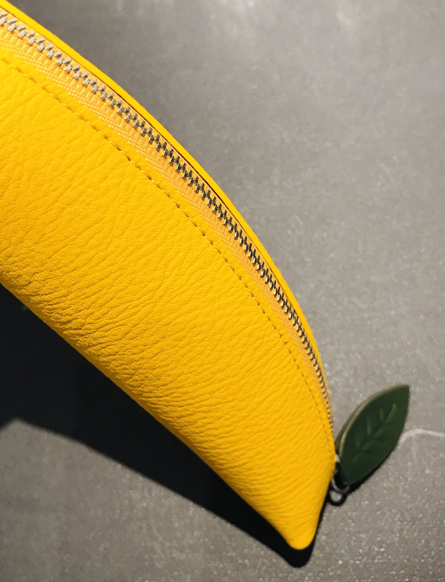 4階文具】#丸善オリジナル『#檸檬ペンケース』¥6,050 檸檬の実を