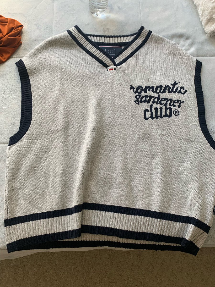 mellscene's tweet photo. ….Look what I bought 💓😭 https://t.co/kFaw6fbpsh