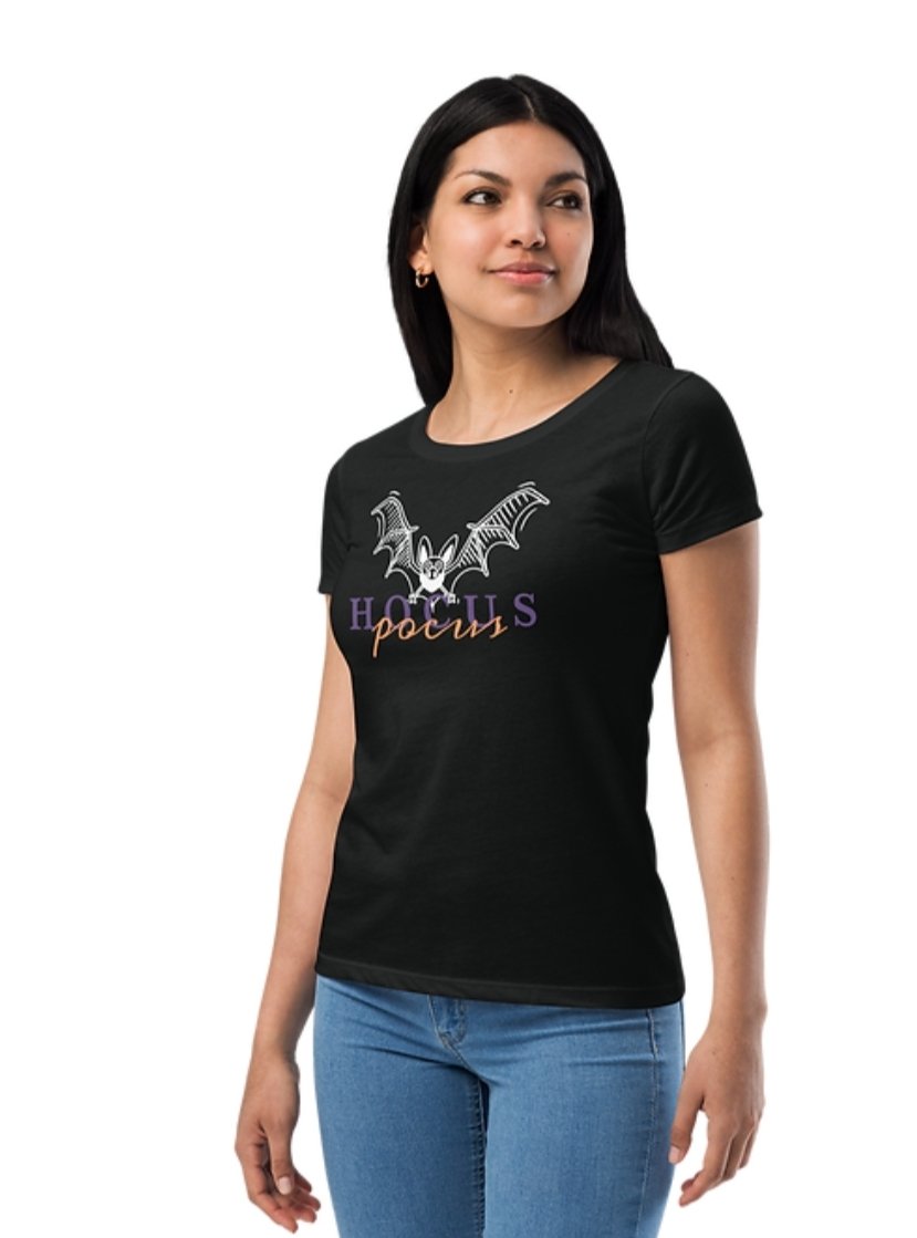 UltimatePhoeni4's tweet photo. 💥NEW ARRIVALS💥Halloween Shirts!! #shirts #ladyshirts #ultimatephoenixstudios #Halloween #halloweenart #batsonshirts #HALLOWEENPARTY #girlshirt #HocusPocus2 https://t.co/u87G0ewLVs https://t.co/4F11dApih2