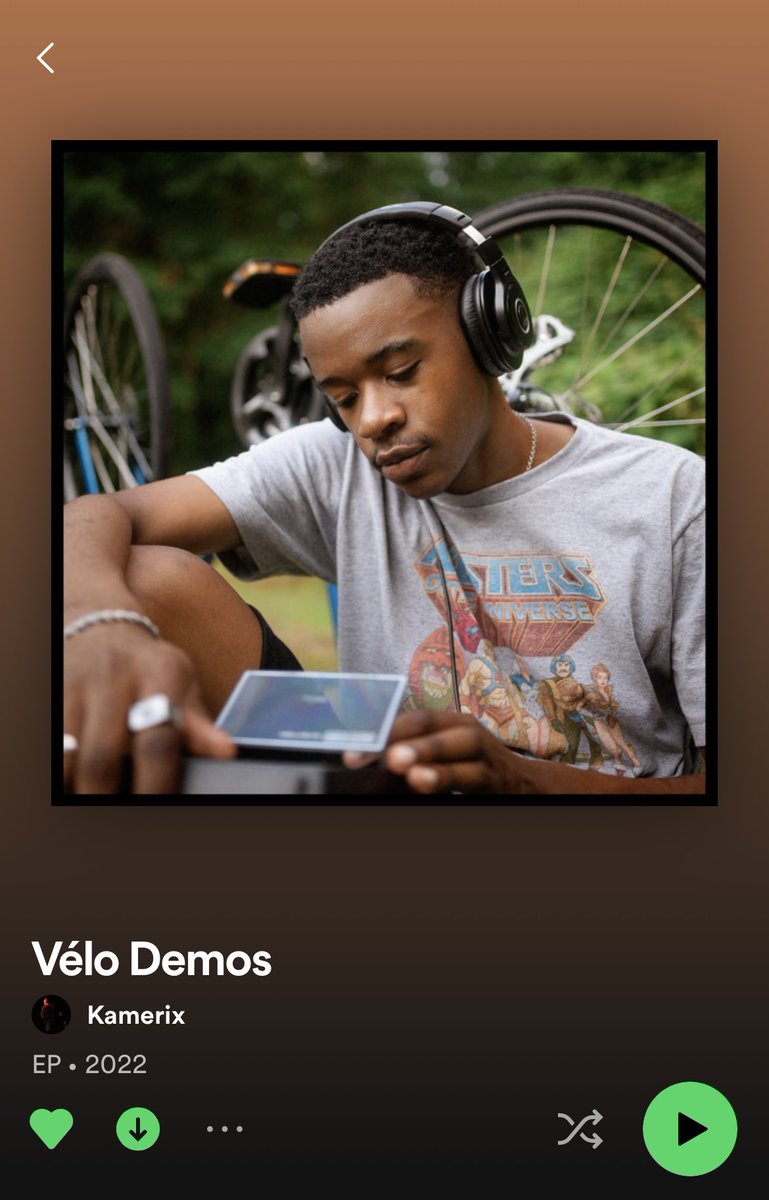 whykamerix's tweet photo. A collection of thoughts/feelings. Put your headphones on 🎧, take a bike ride 🚲 and play the EP for me. Vélo Demos out now on all platforms!

Cover by: @deannaxnicole

https://t.co/83zirKlaSN https://t.co/lsfbTTHiP5