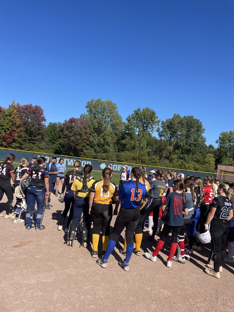 Northwoodsball's tweet photo. Great turnout at the camp today! So many talented and hardworking players. Thank you for for spending the day with NU softball 💙🥎 https://t.co/5yzZLLI5fo