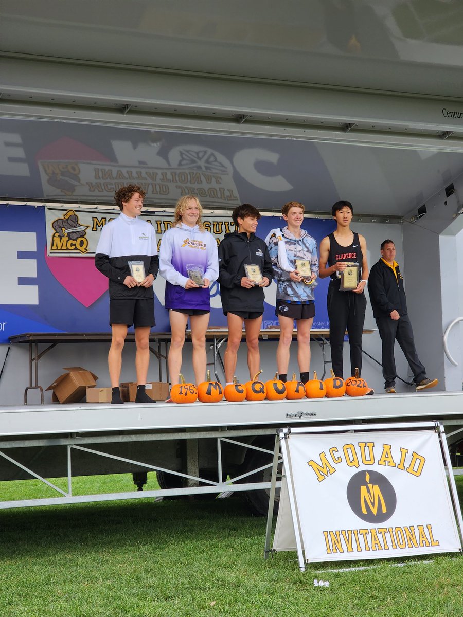 LkwdLHSXC's tweet photo. Great day in New York at the 57th McQuaid Invitational. Boys 8th. Girls 3rd. Charlie 4th OA. Josie 5th OV. Many coming home with medals &amp; ribbons. Time to enjoy this one before we get back to work.
💜💛
#RangerPride @LkwdAthletics @LkwdSchools #PurpleReign #TKO #LetsGoRangers https://t.co/cN9PayPOdN