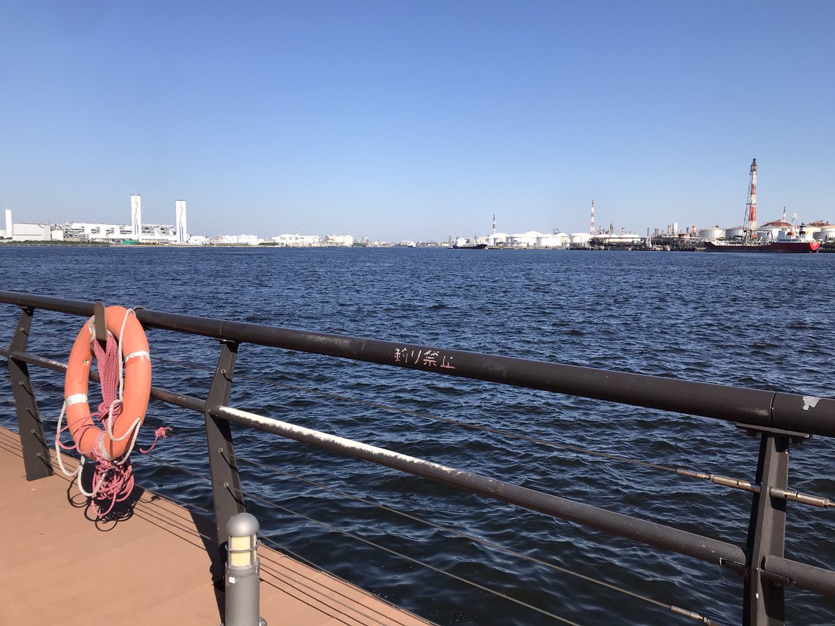 gorilla_maeda's tweet photo. 天気が良すぎる。最終ランは厳しい条件になりそう。11:30スタートなので1番暑い時間帯にランスタート。バイクコースはフラットだが、これが1番難しい… https://t.co/xZ9Zw28Wwg