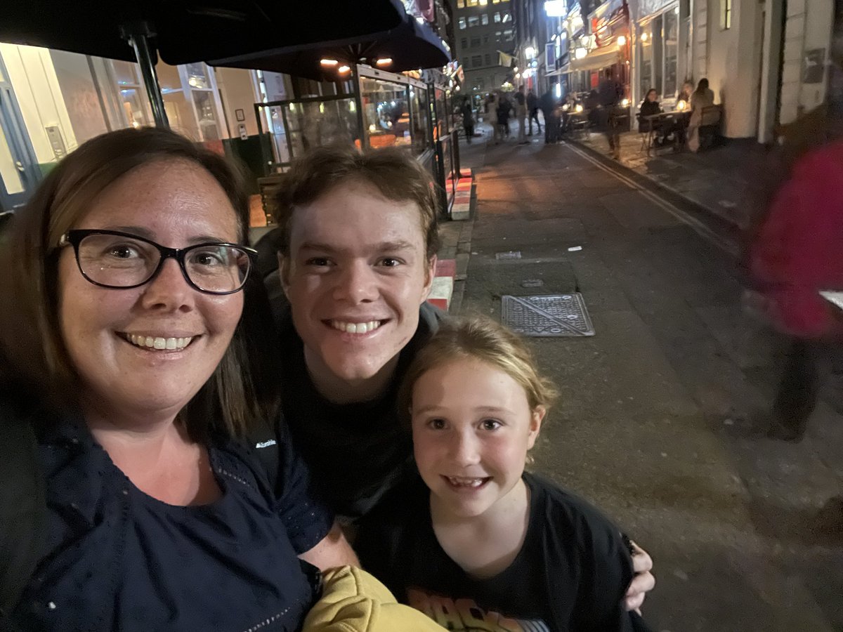 Had the pleasure of meeting the very lovely <a href="/BenMJoyce/">Ben Joyce</a> after tonight’s incredible <a href="/BTTFmusical/">Back to the Future</a> . Thanks so much for taking the time to speak to Izzy, and hope you liked the Hama beads Marty!!
