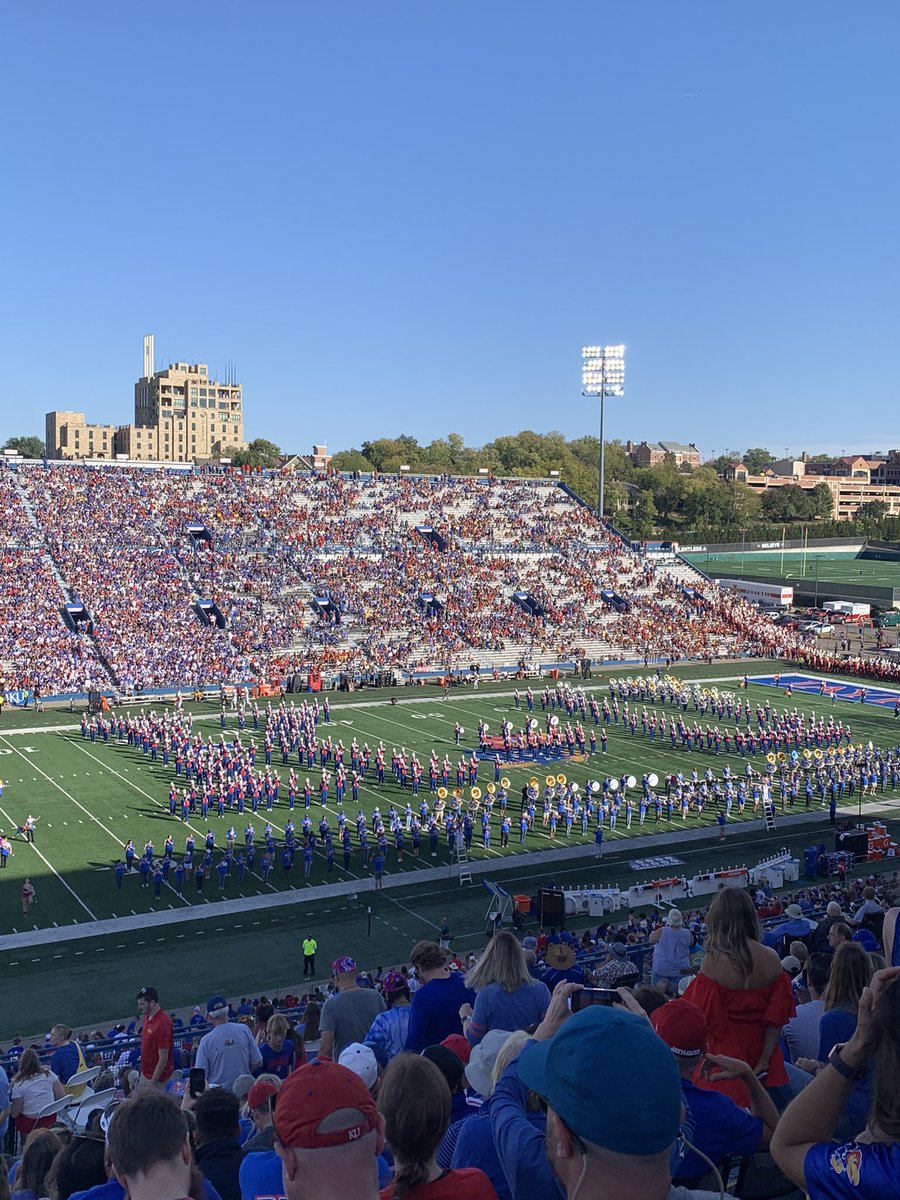 gcline2000's tweet photo. Rock Chalk Jayhawk! @KUAthletics https://t.co/rhBmRNJ0Tx