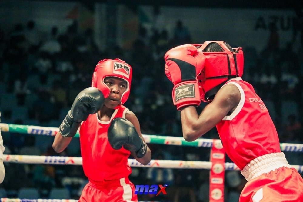 GhanaBoxing's tweet photo. Juvenile bout of the night!
The #DeluxyProfessionalBoxingLeague is LIVE on #MaxTV
Stick with us for more LIVE updates.
#DeluxyProfessionalBoxingLeague
#GBA
#MaxTV
#fightnight14 https://t.co/ijoXjaXLOo